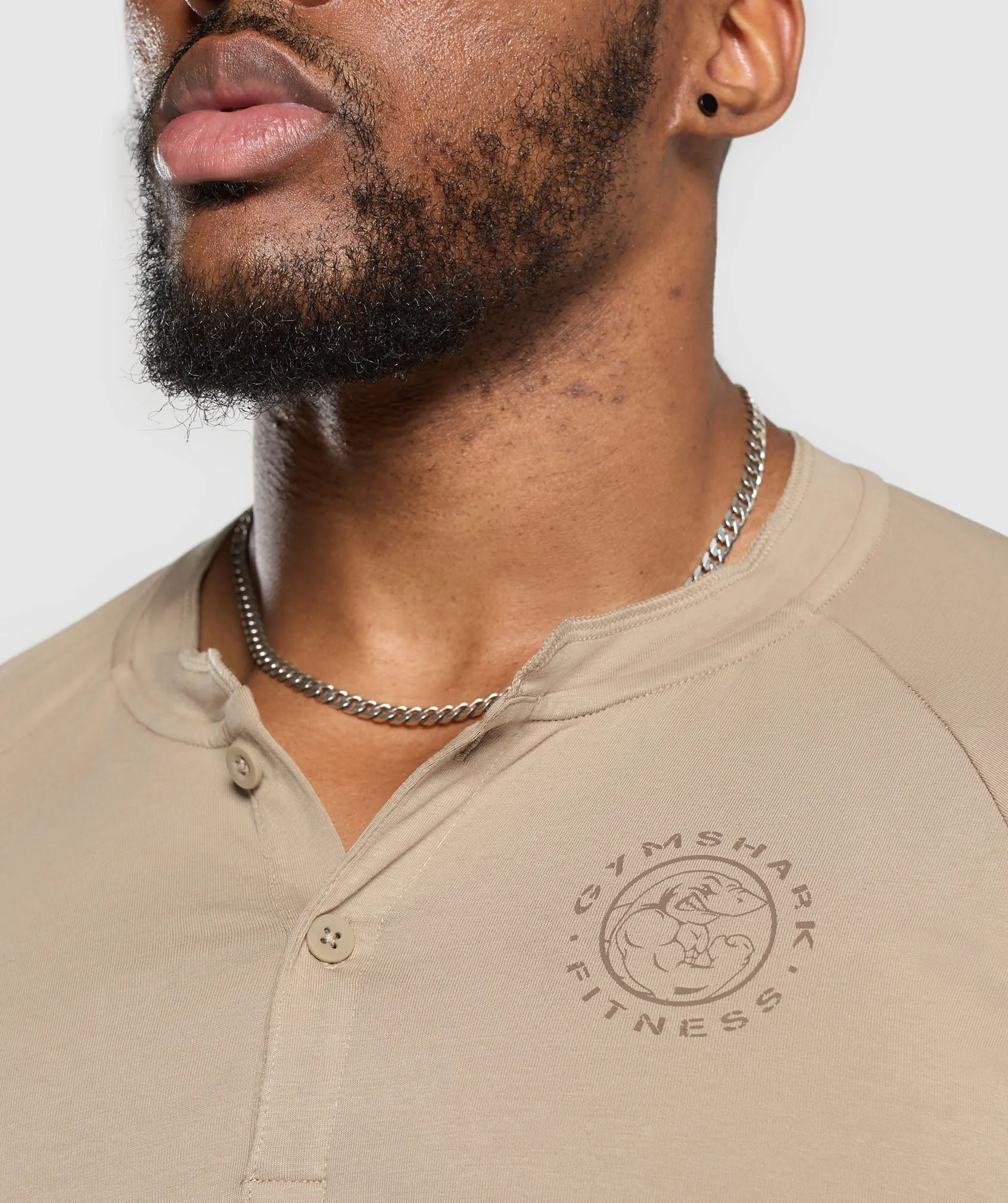Gymshark Legacy Henley - Cement Brown