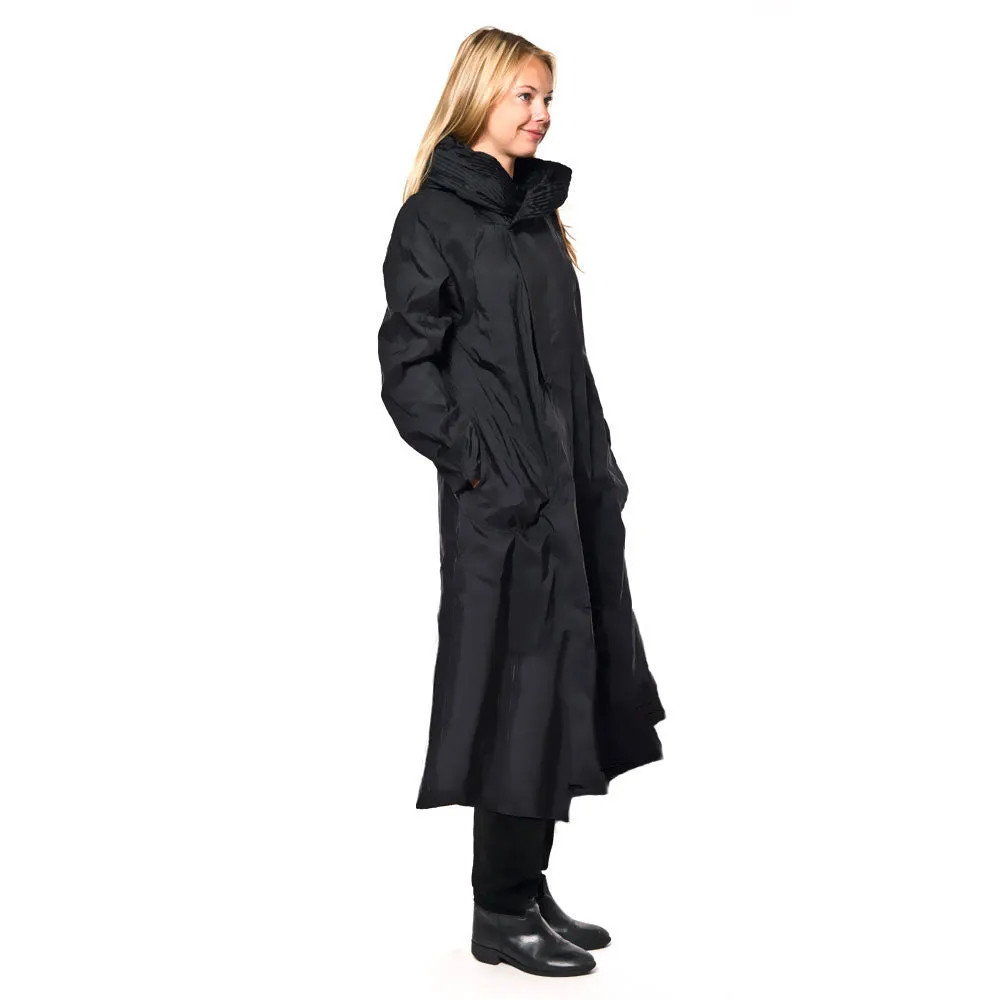 Mycra Pac Raincoat Tea Donatella Black Scroll