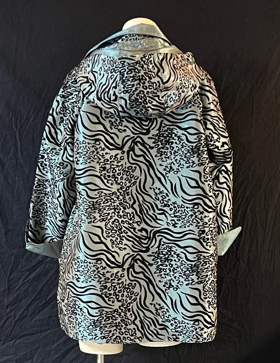 Oopéra Ladies' Reversible Metallic Tiger Print Raincoat